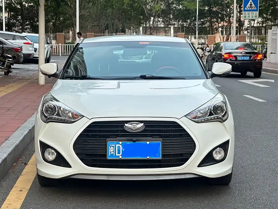 Hyundai Veloster