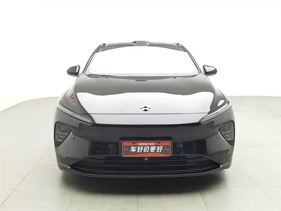 NIO ET7