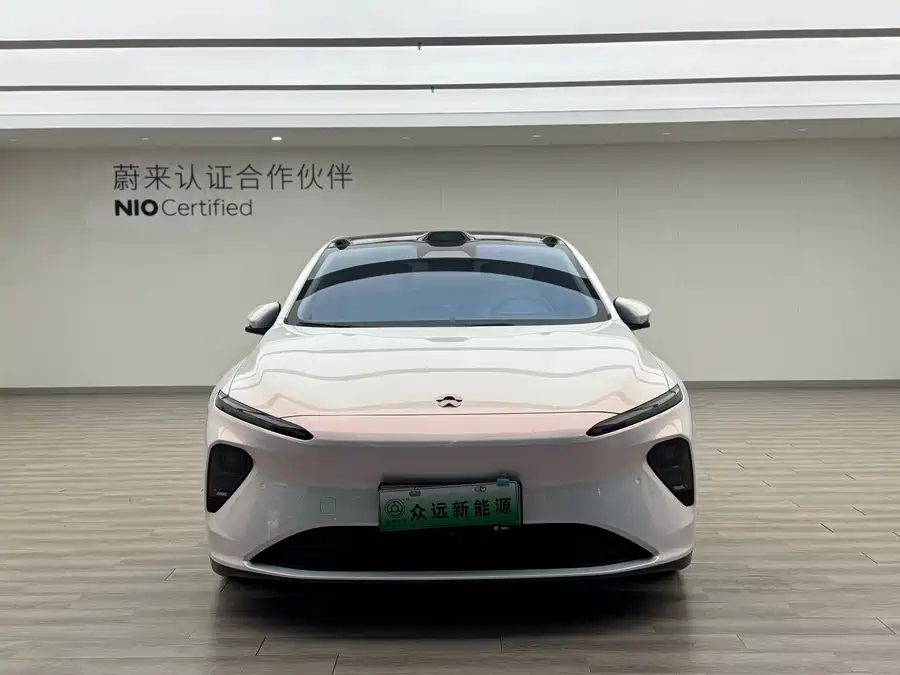NIO ET7