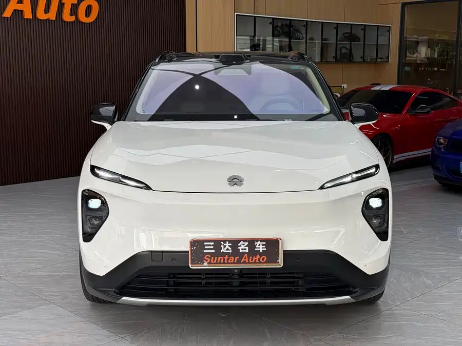 NIO ES7