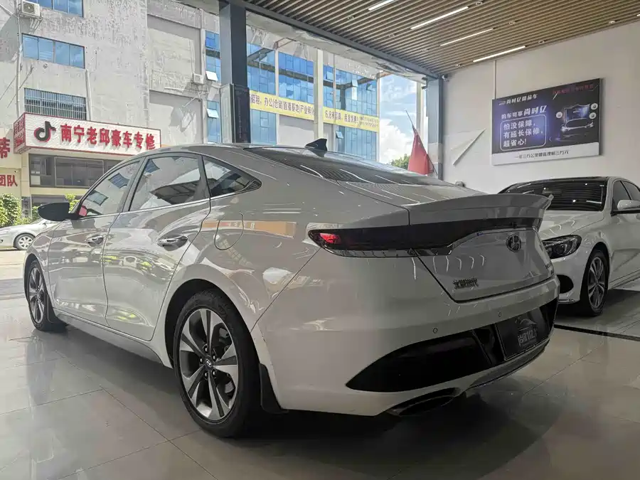 Hyundai Festa