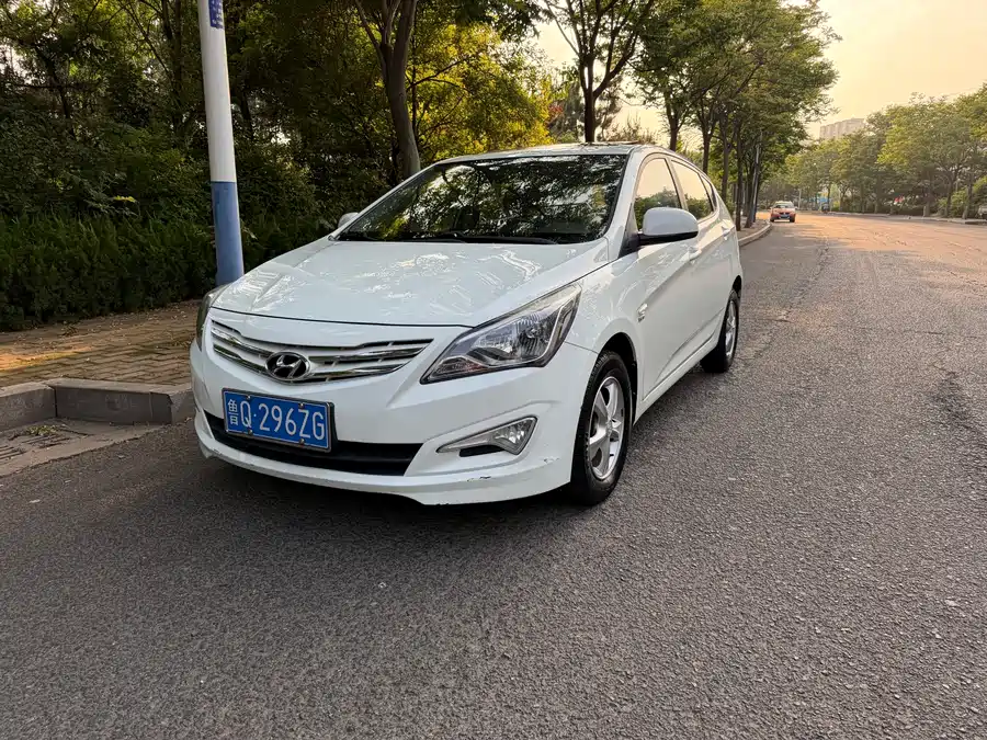 Hyundai Verna RV