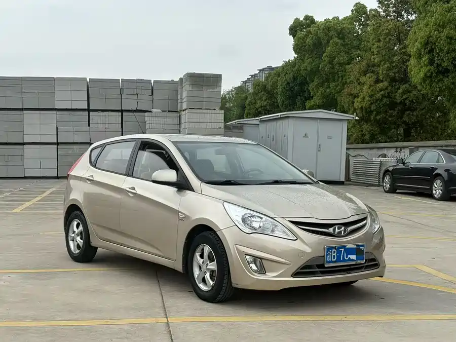 Hyundai Rena