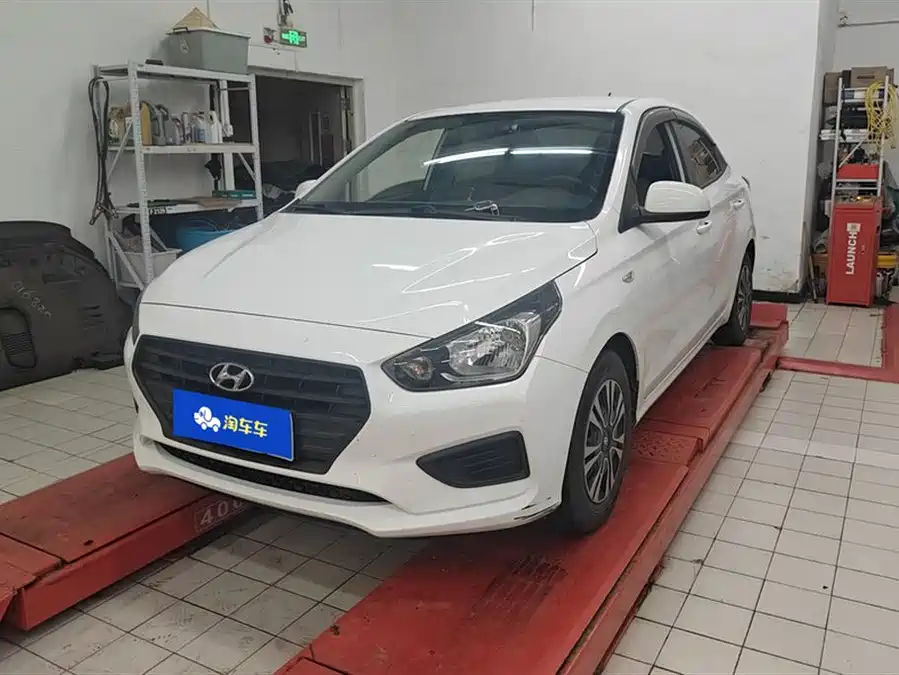 Hyundai Rena