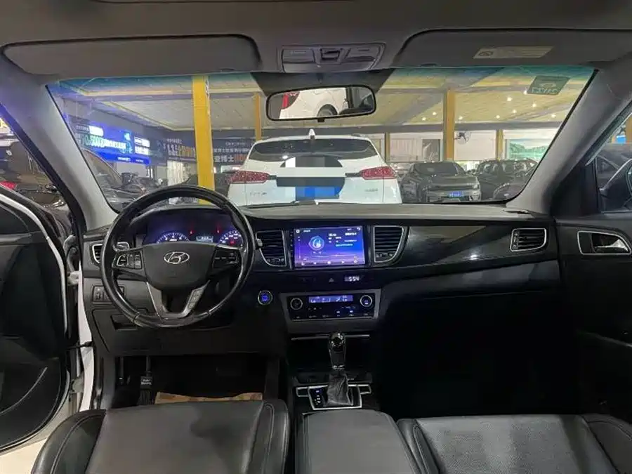 Hyundai Mistra