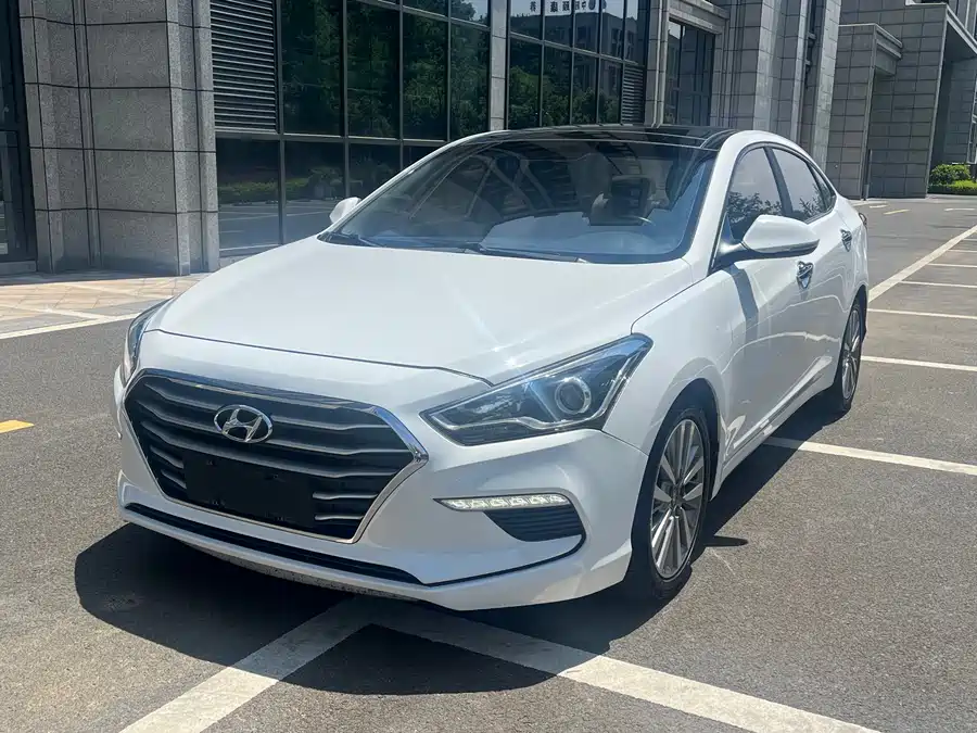 Hyundai Mistra