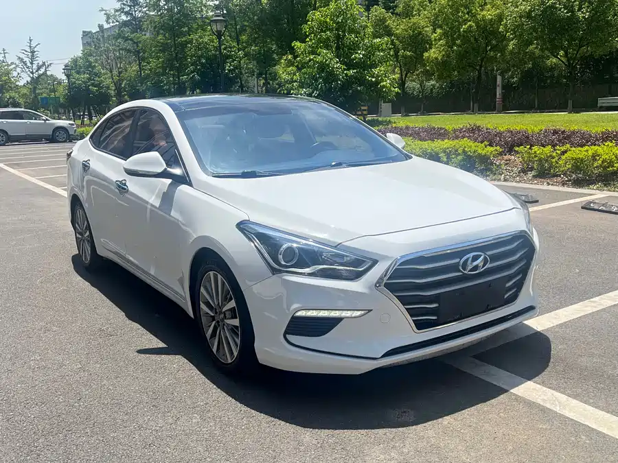 Hyundai Mistra