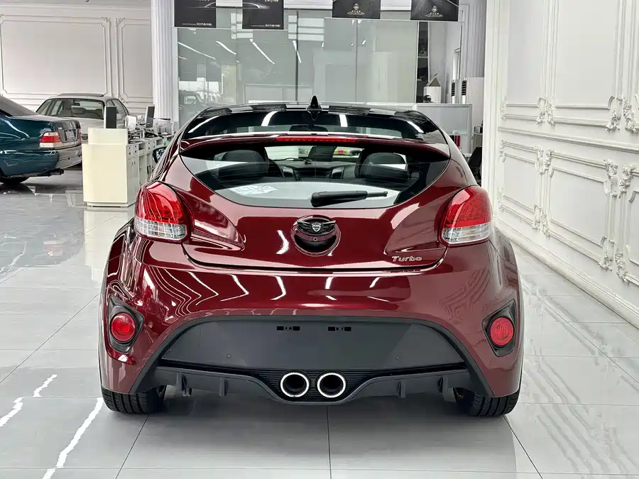 Hyundai Veloster