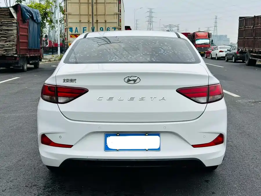 Hyundai Elantra / Celesta