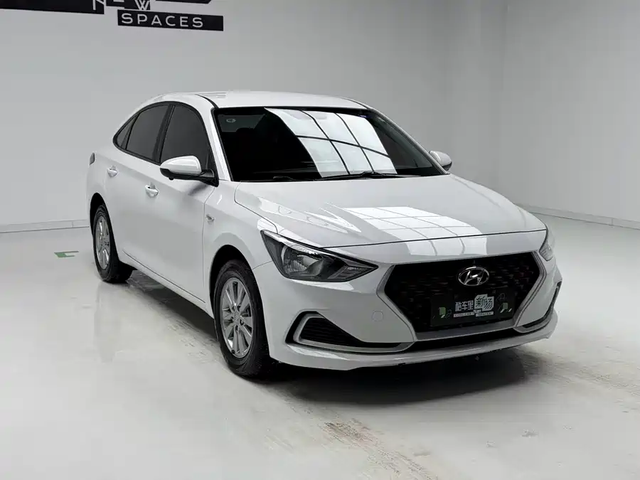 Hyundai Elantra / Celesta
