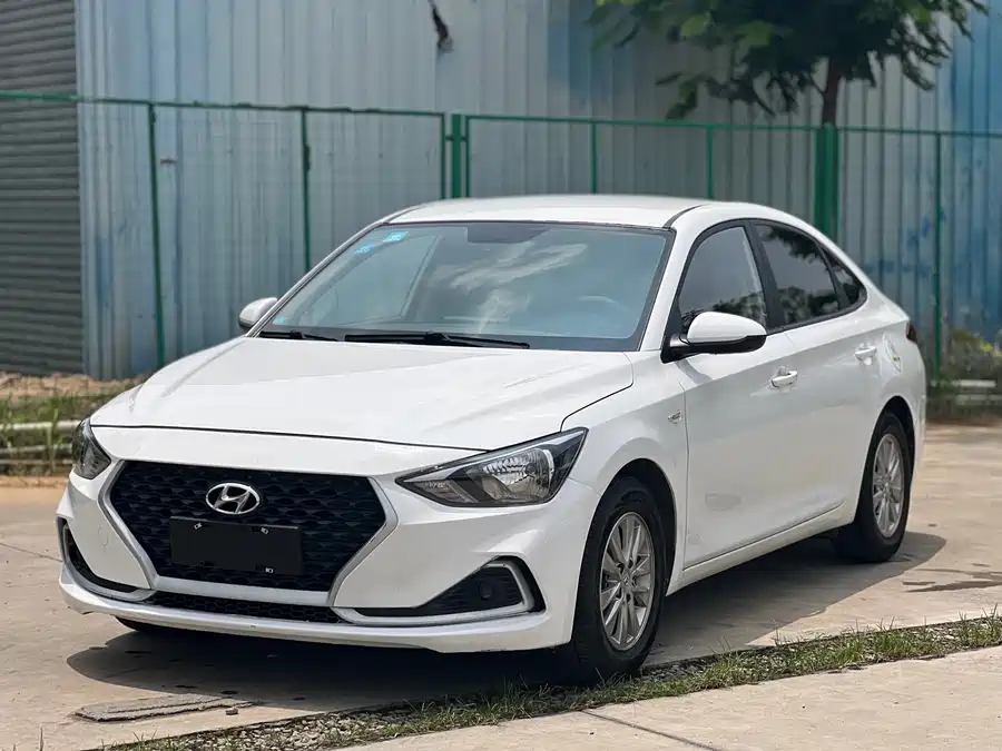 Hyundai Elantra / Celesta