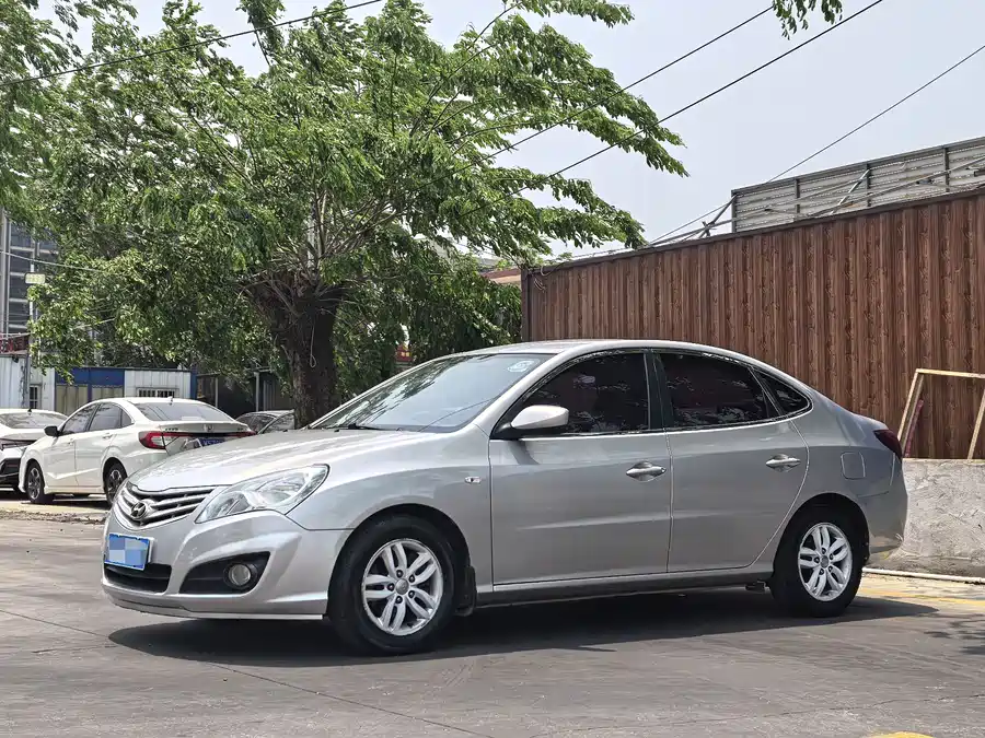 Hyundai Elantra / Celesta