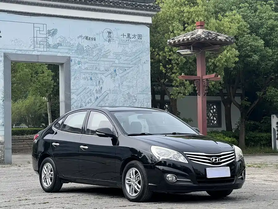 Hyundai Elantra / Celesta