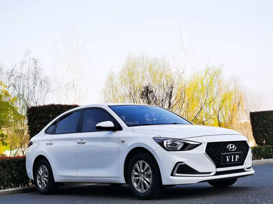 Hyundai Elantra / Celesta