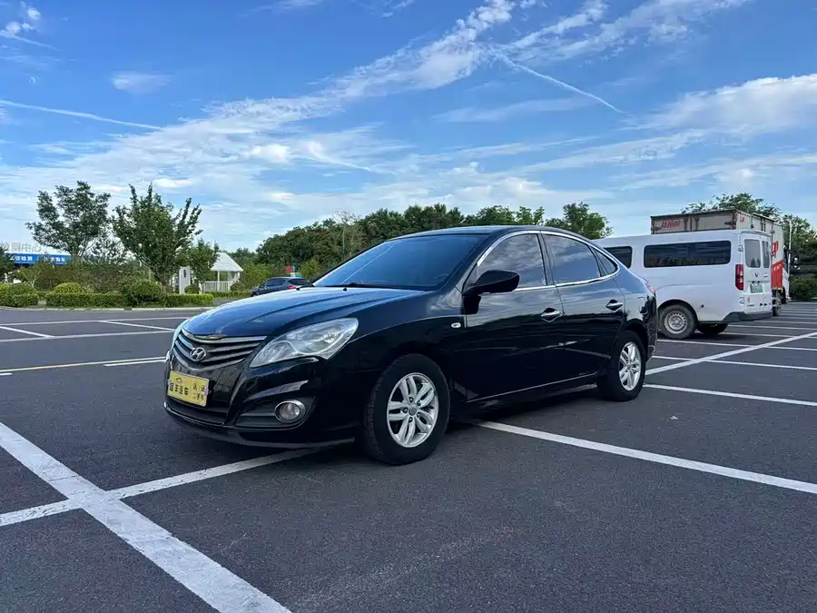 Hyundai Elantra / Celesta
