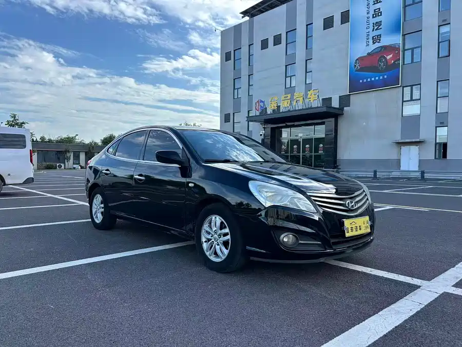 Hyundai Elantra / Celesta