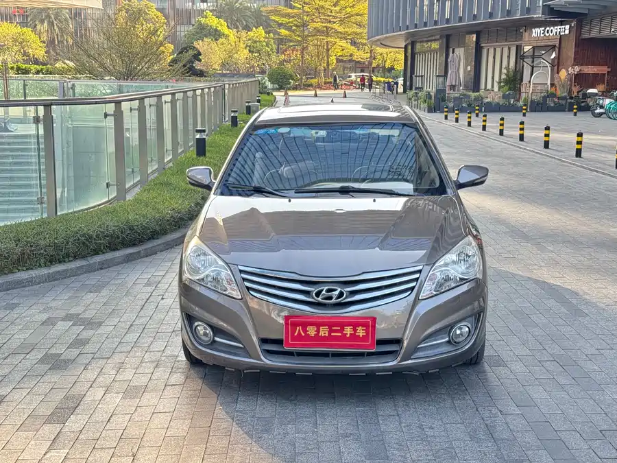 Hyundai Elantra / Celesta