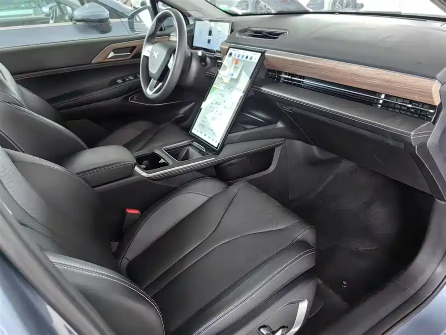 Xpeng P5