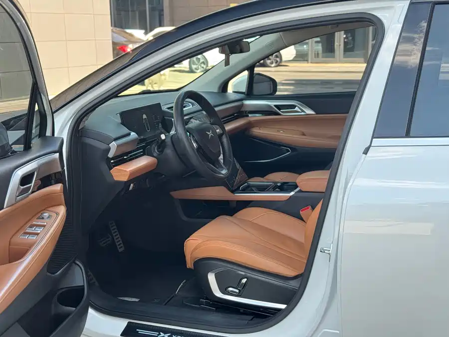 Xpeng P5