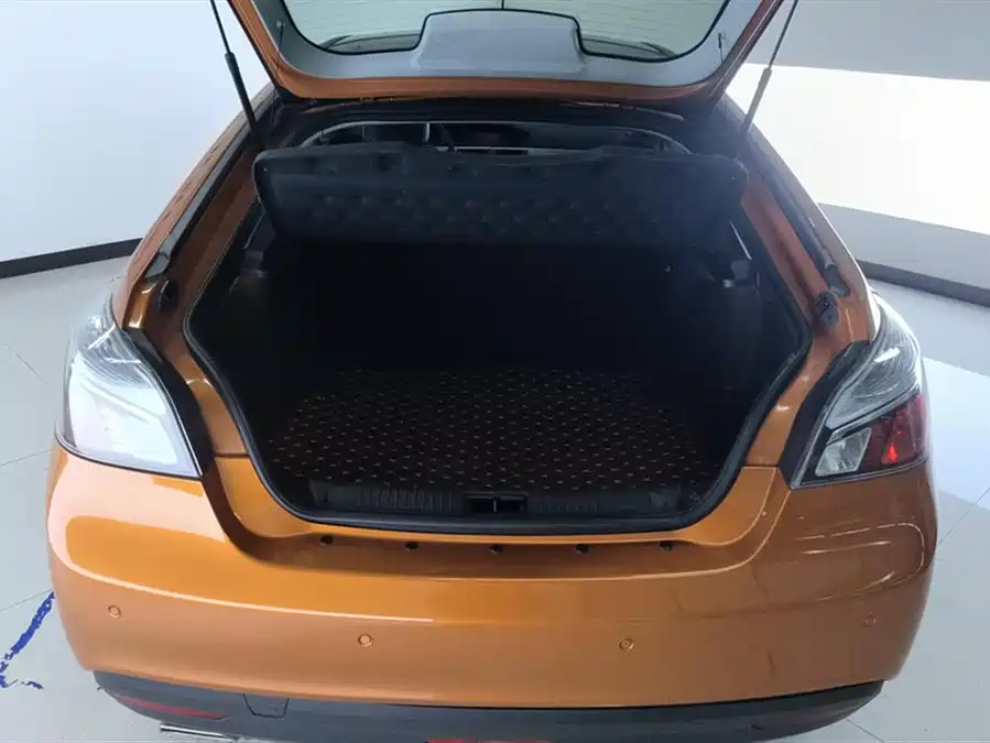 MG 6