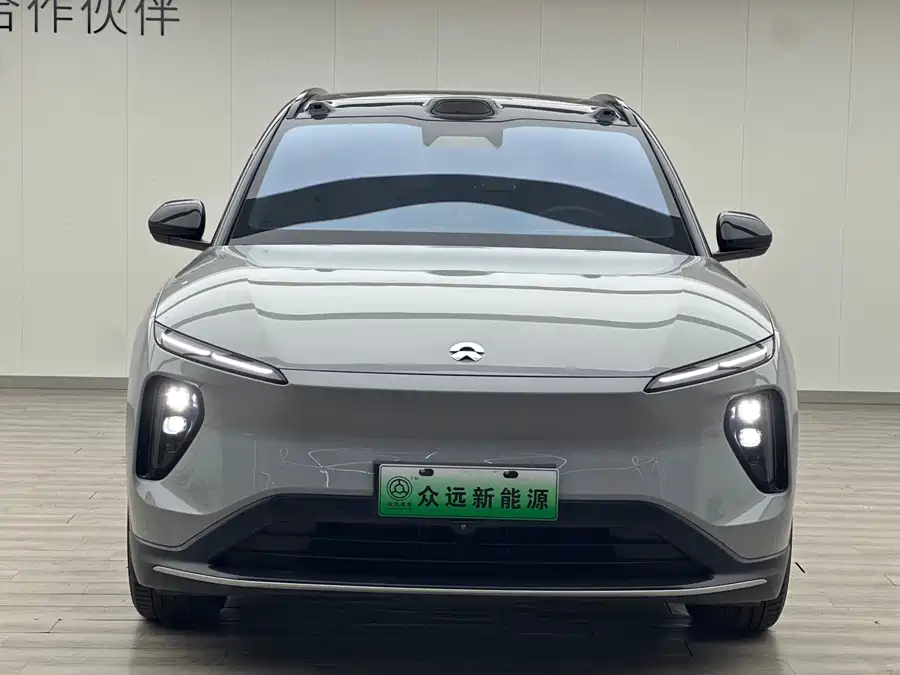 NIO ES6