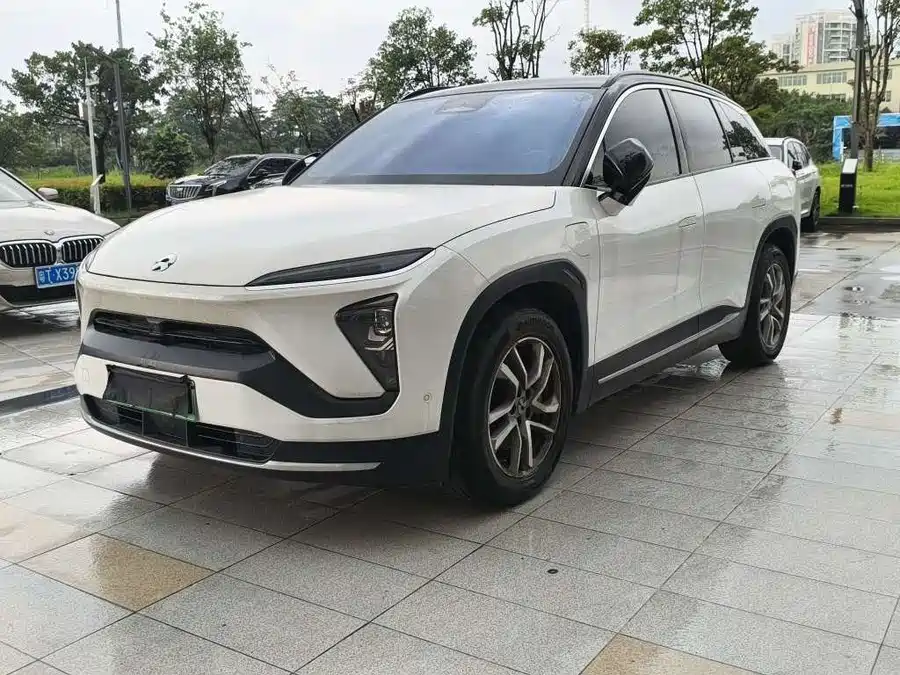 NIO ES6