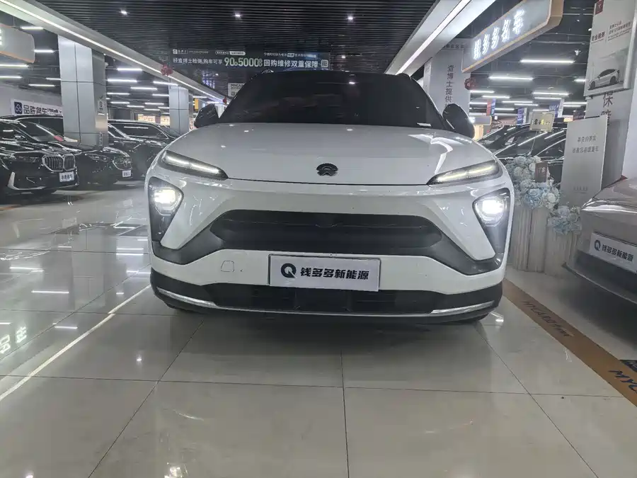 NIO ES6