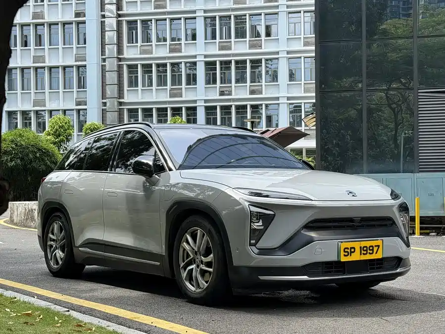 NIO ES6
