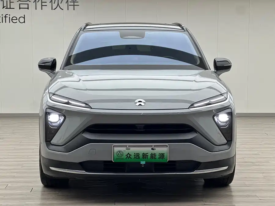 NIO ES6