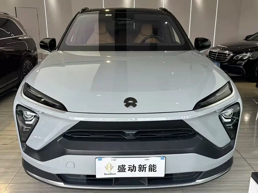 NIO ES6