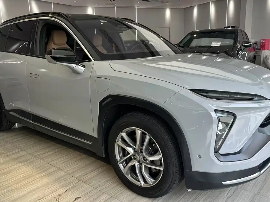 NIO ES6