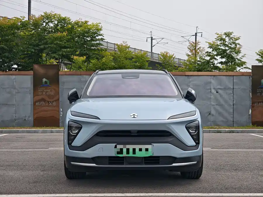NIO ES6