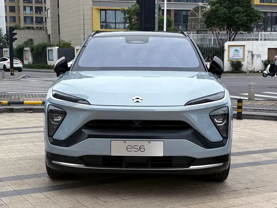 NIO ES6