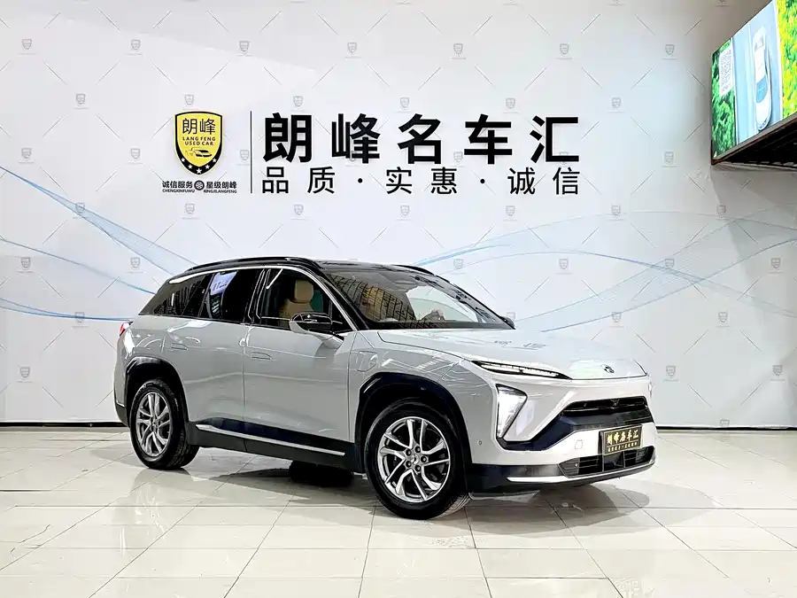 NIO ES6
