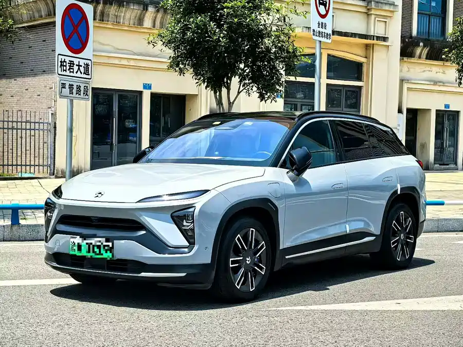 NIO ES6