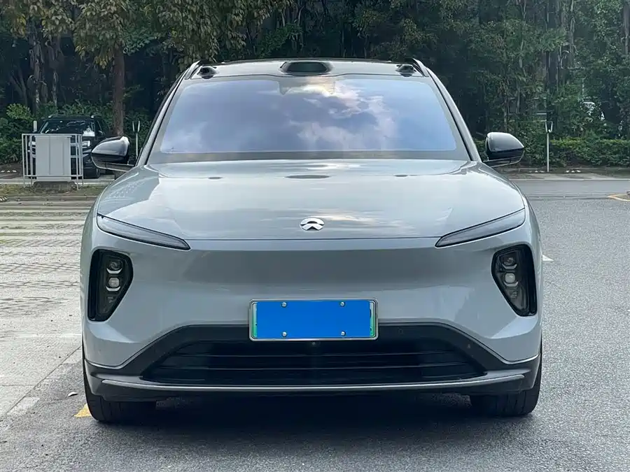 NIO ES6