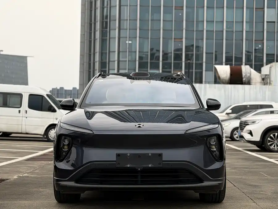 NIO ES6