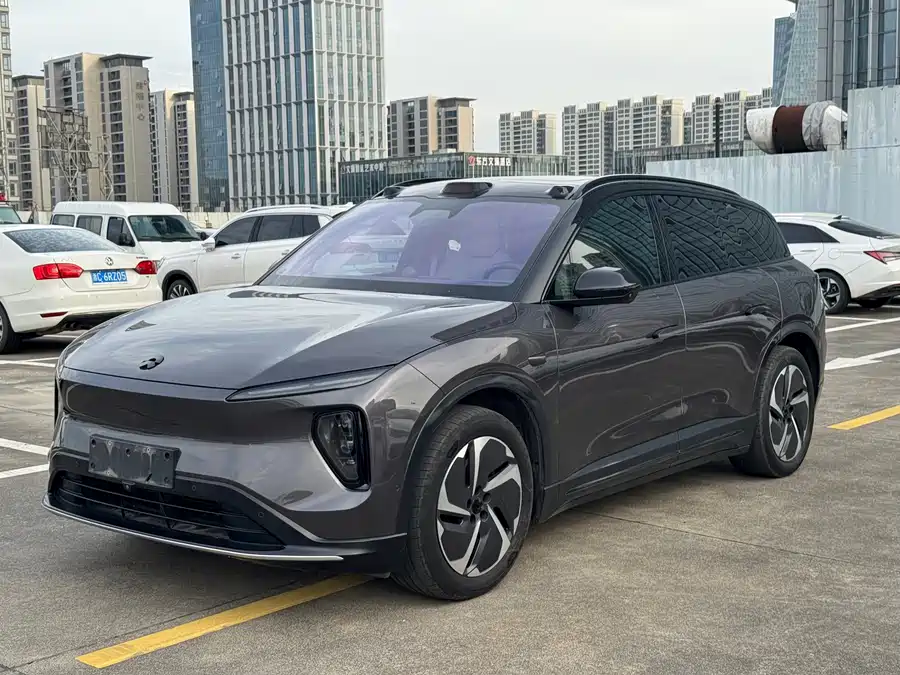 NIO ES6
