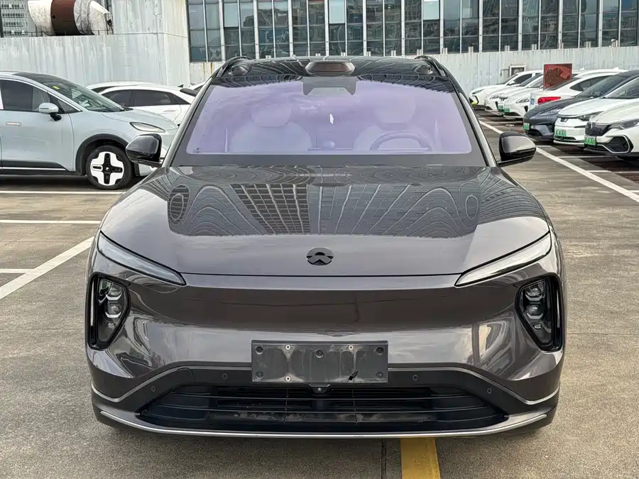 NIO ES6