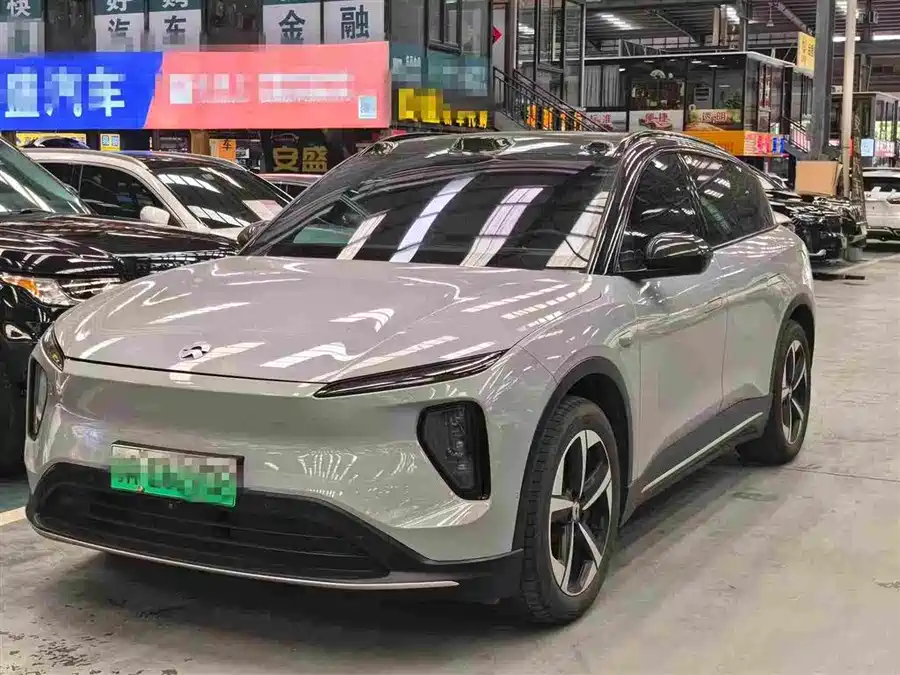 NIO ES6