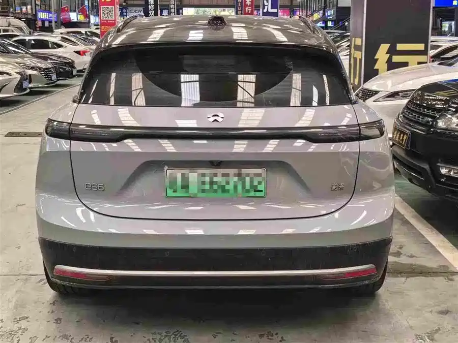 NIO ES6