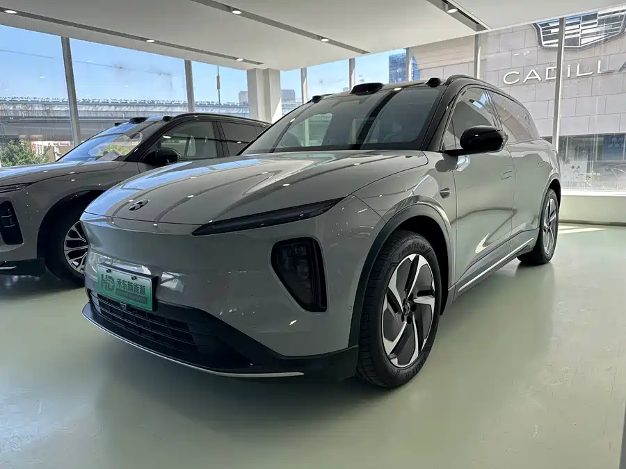 NIO ES6