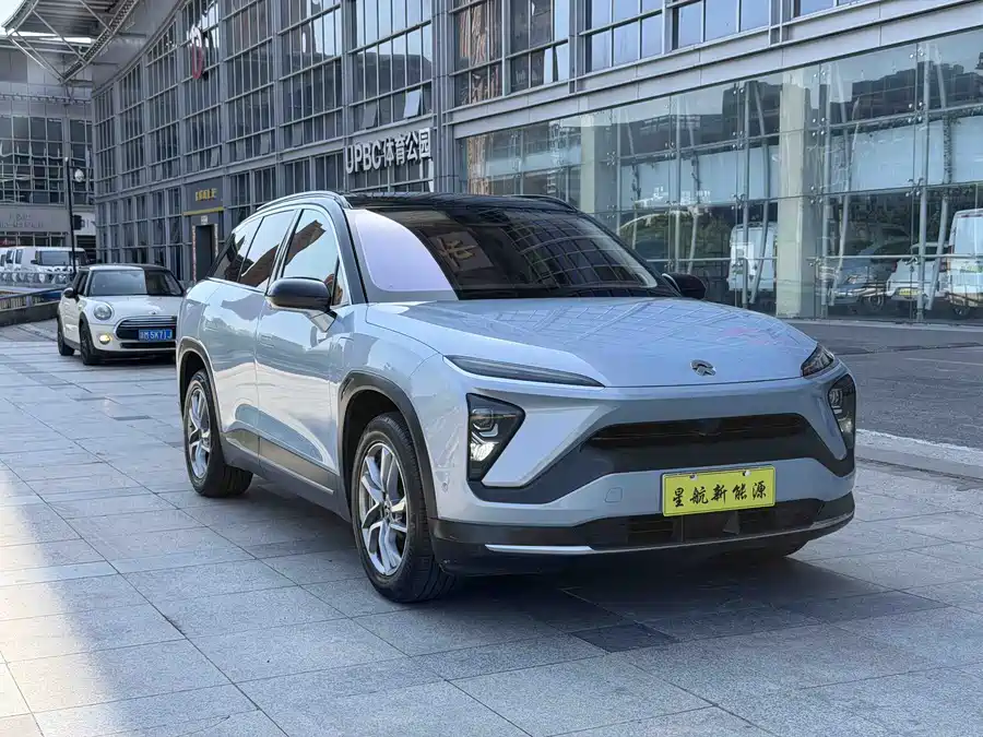 NIO ES6