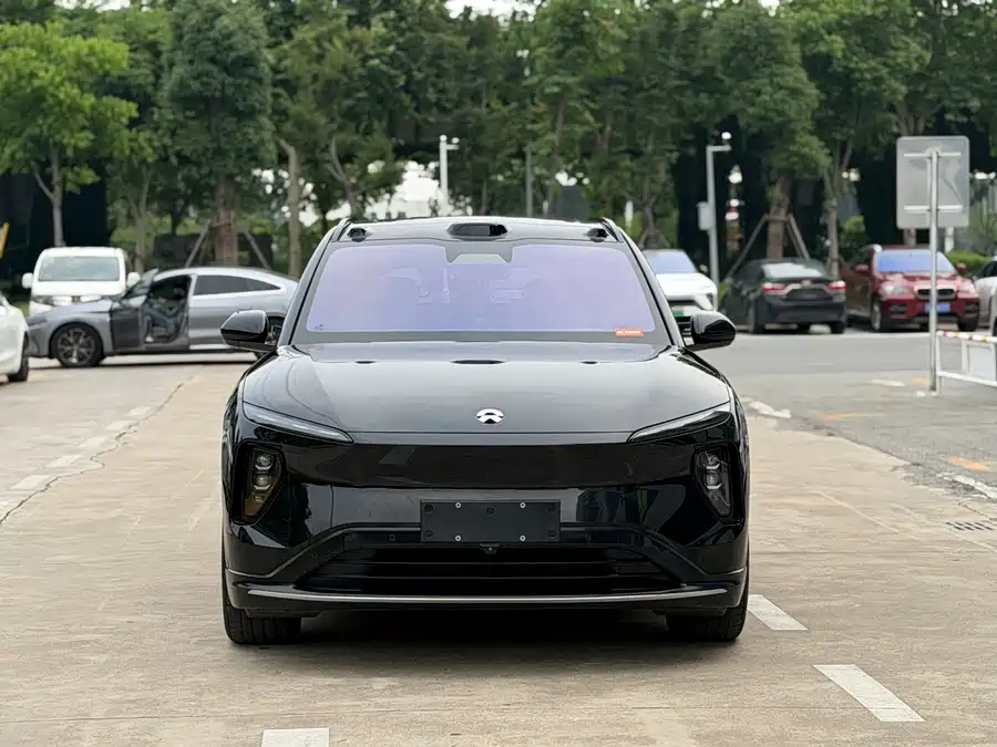 NIO ES6