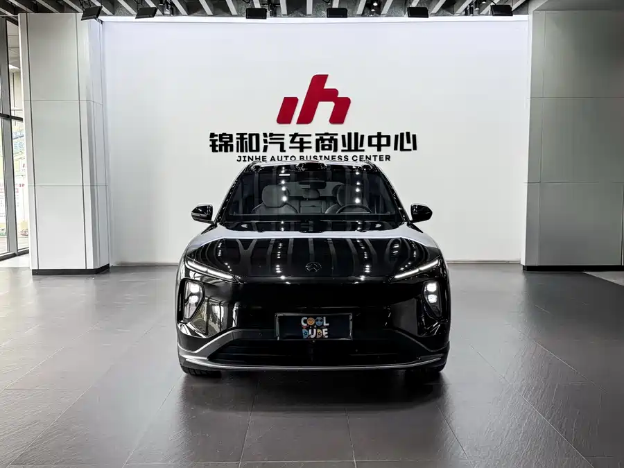 NIO ES6