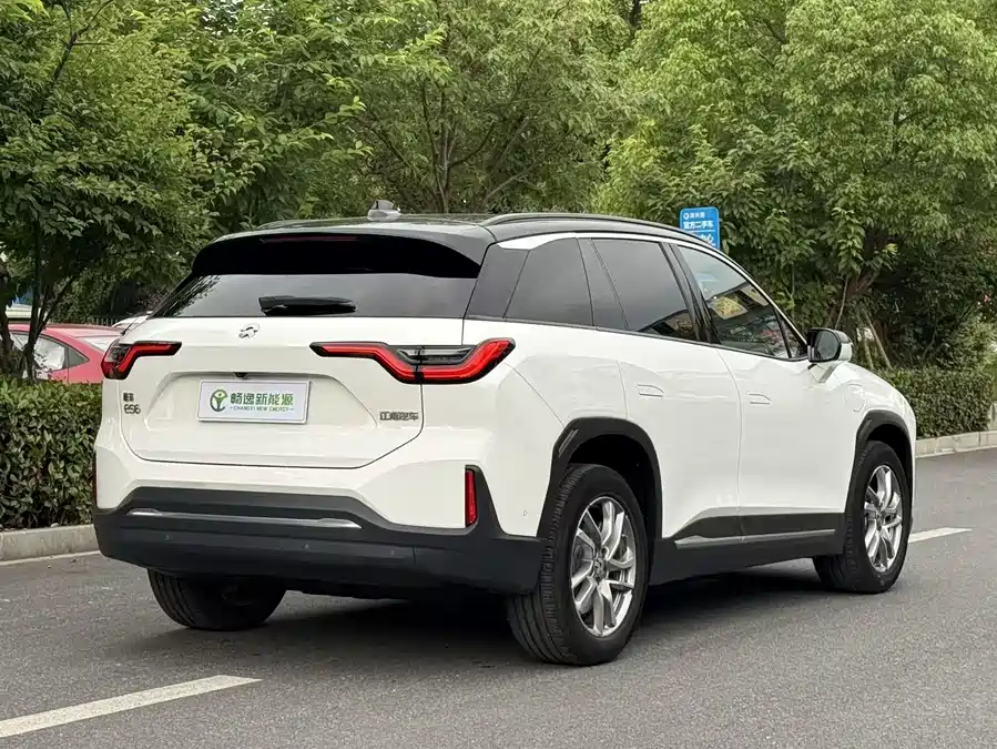 NIO ES6