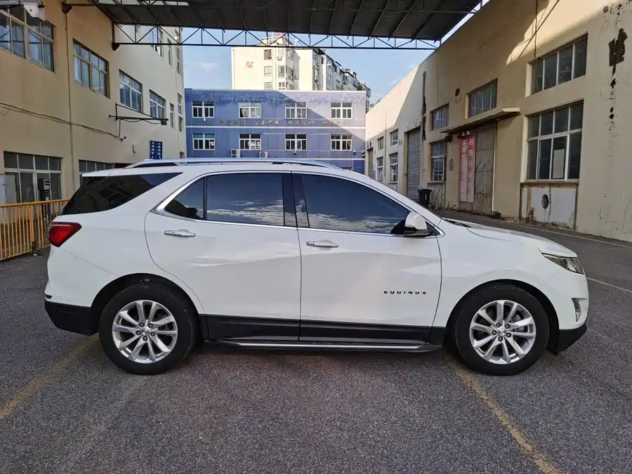 Chevrolet Explorer