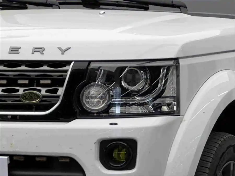 Land Rover finds