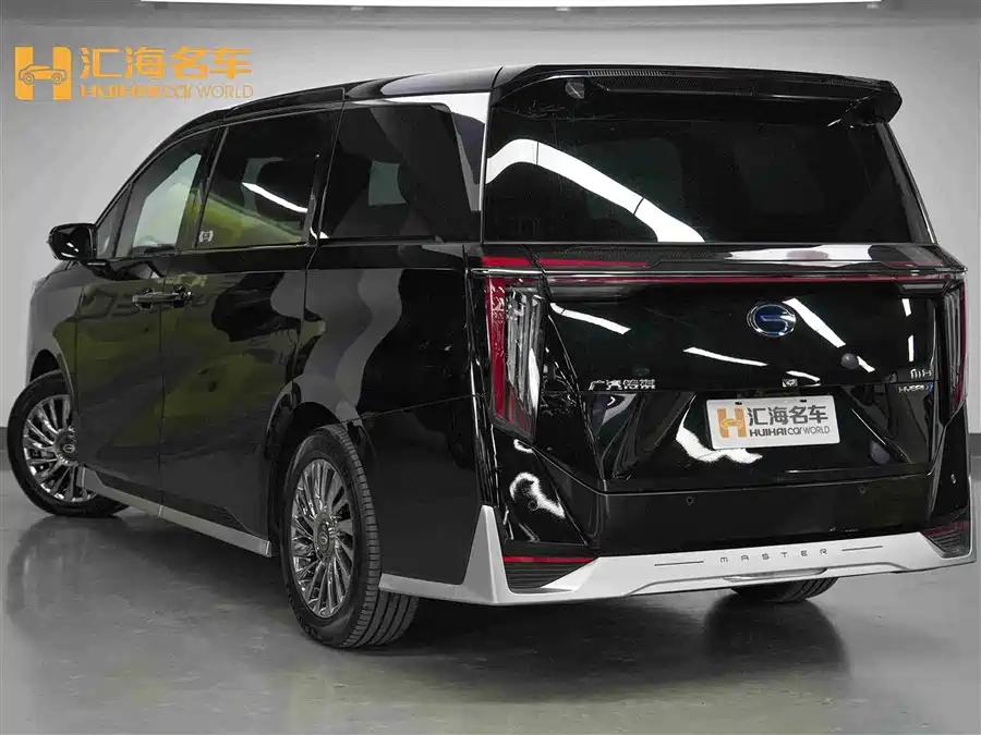 GAC Trumpchi M8