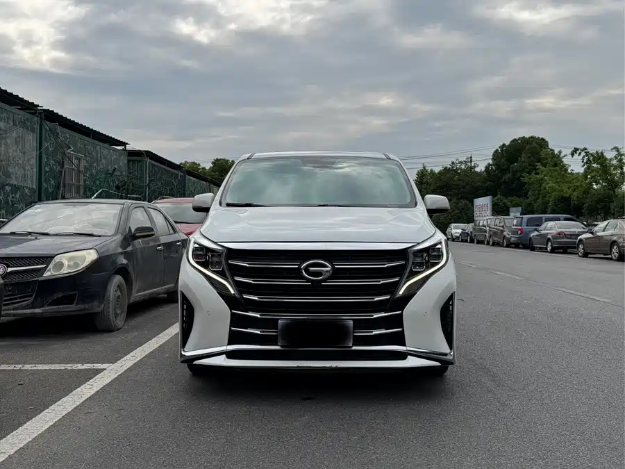 GAC Trumpchi M8